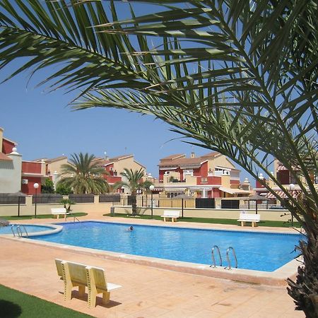 Bungalow Altos de la Bahia Torrevieja Habitación foto