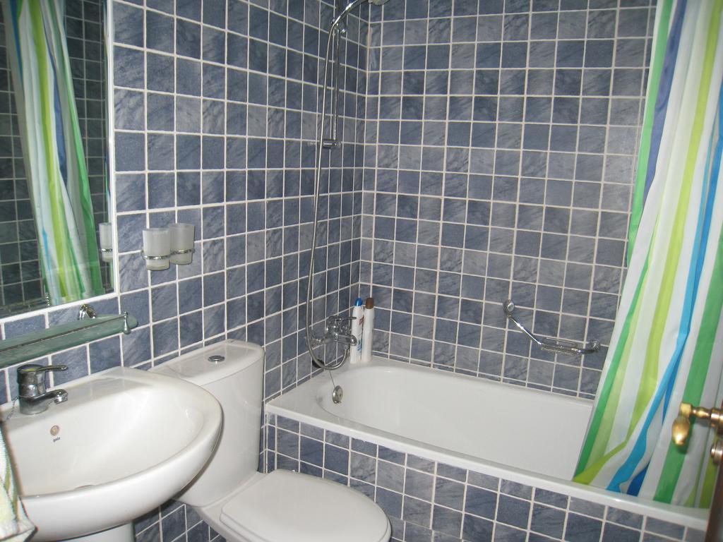 Bungalow Altos de la Bahia Torrevieja Habitación foto